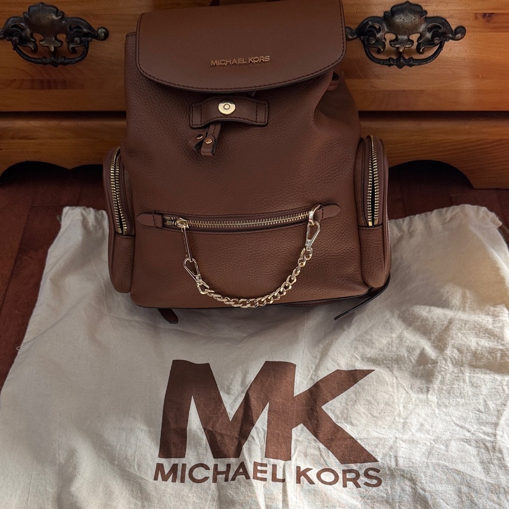 Michael Kors Jet Set Medium Pebbled Leather Backpack